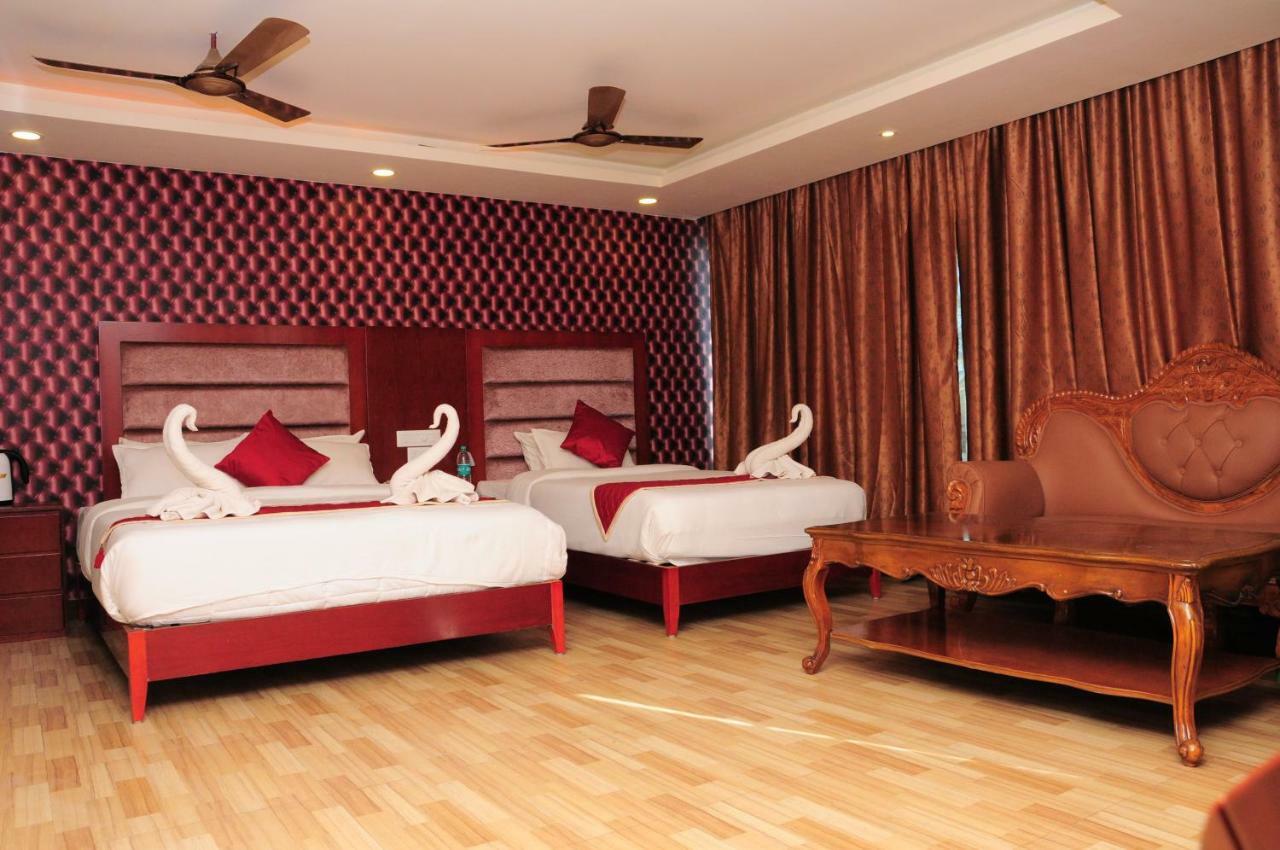 Hyders Park The Business Hotel Thanjavur Ngoại thất bức ảnh